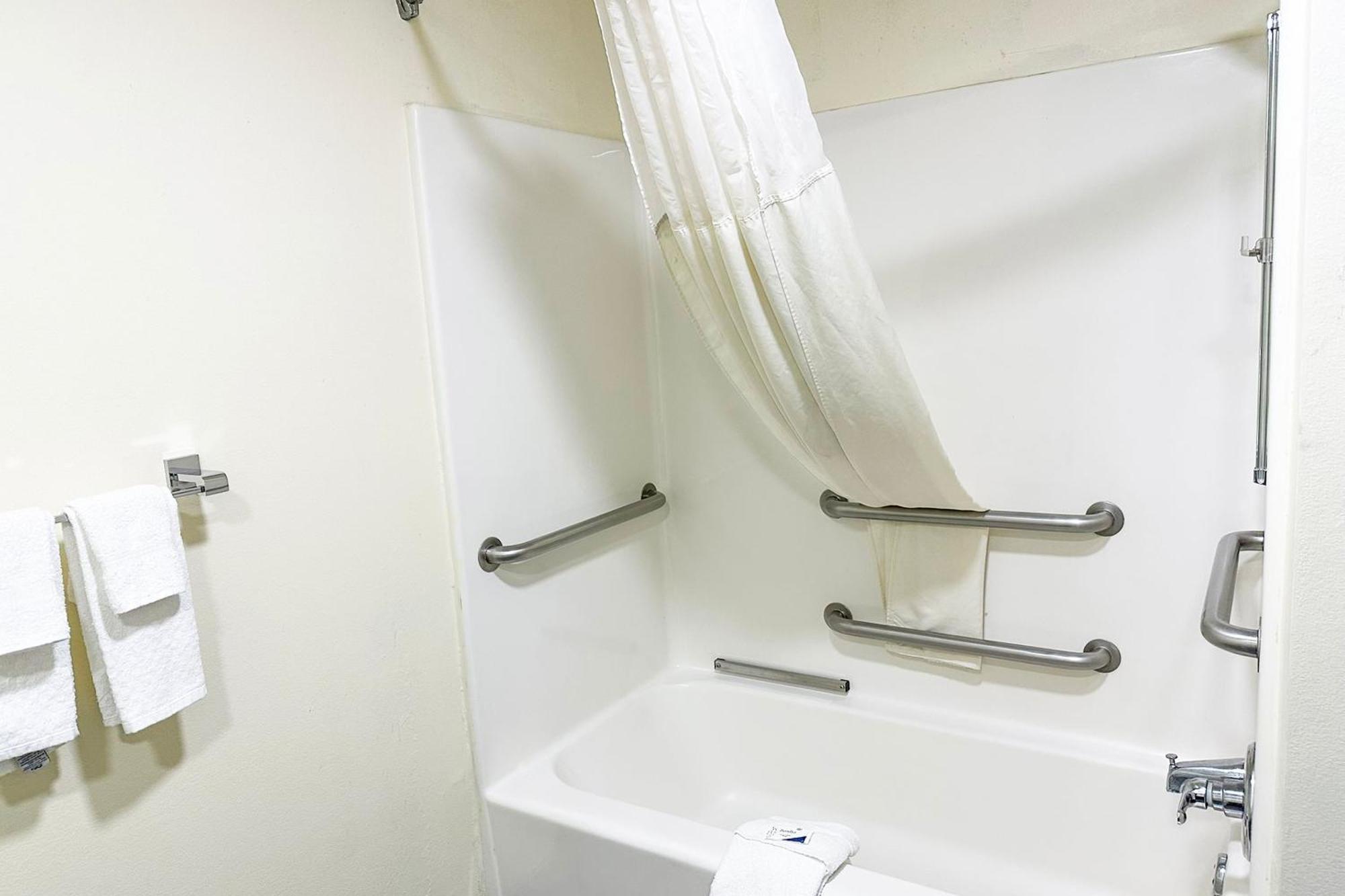 Oyo Hotel Rome West Ga Zewnętrze zdjęcie